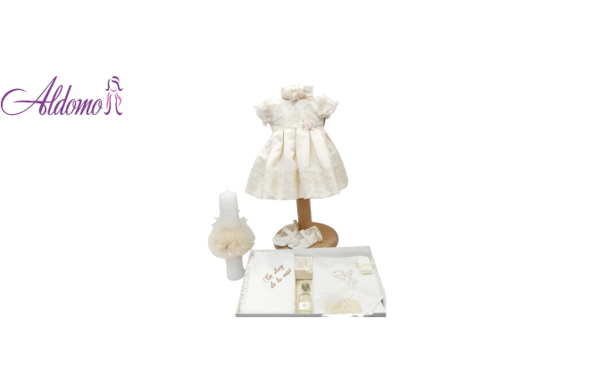 3705-pachet-elegant-botez-fete.jpg Pachet Elegant Botez Fete - imagine 1